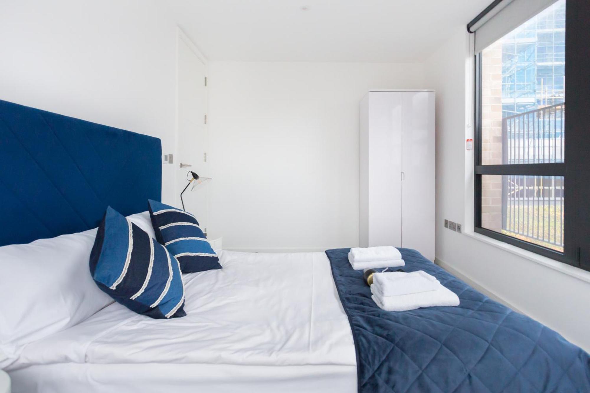 The Vale - Luxury Apartments ロンドン エクステリア 写真