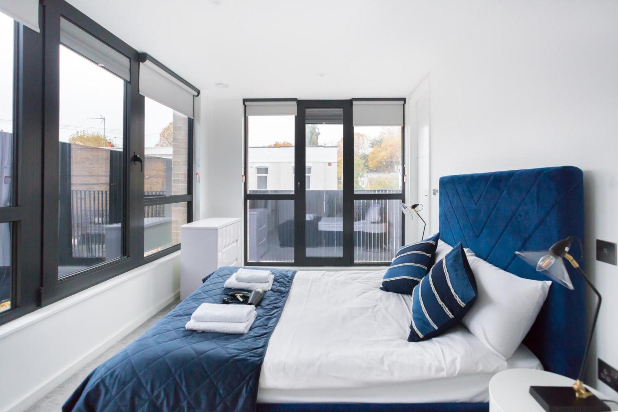 The Vale - Luxury Apartments ロンドン エクステリア 写真