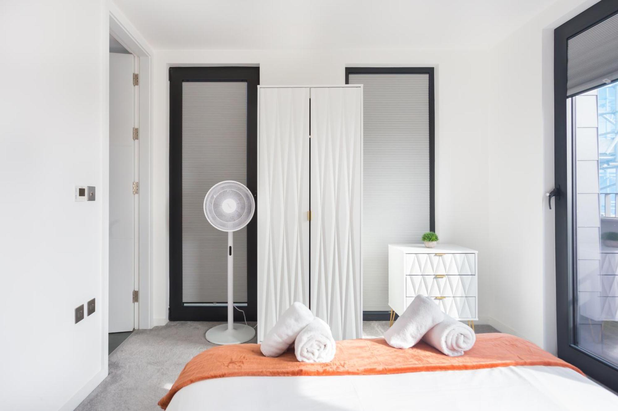 The Vale - Luxury Apartments ロンドン エクステリア 写真