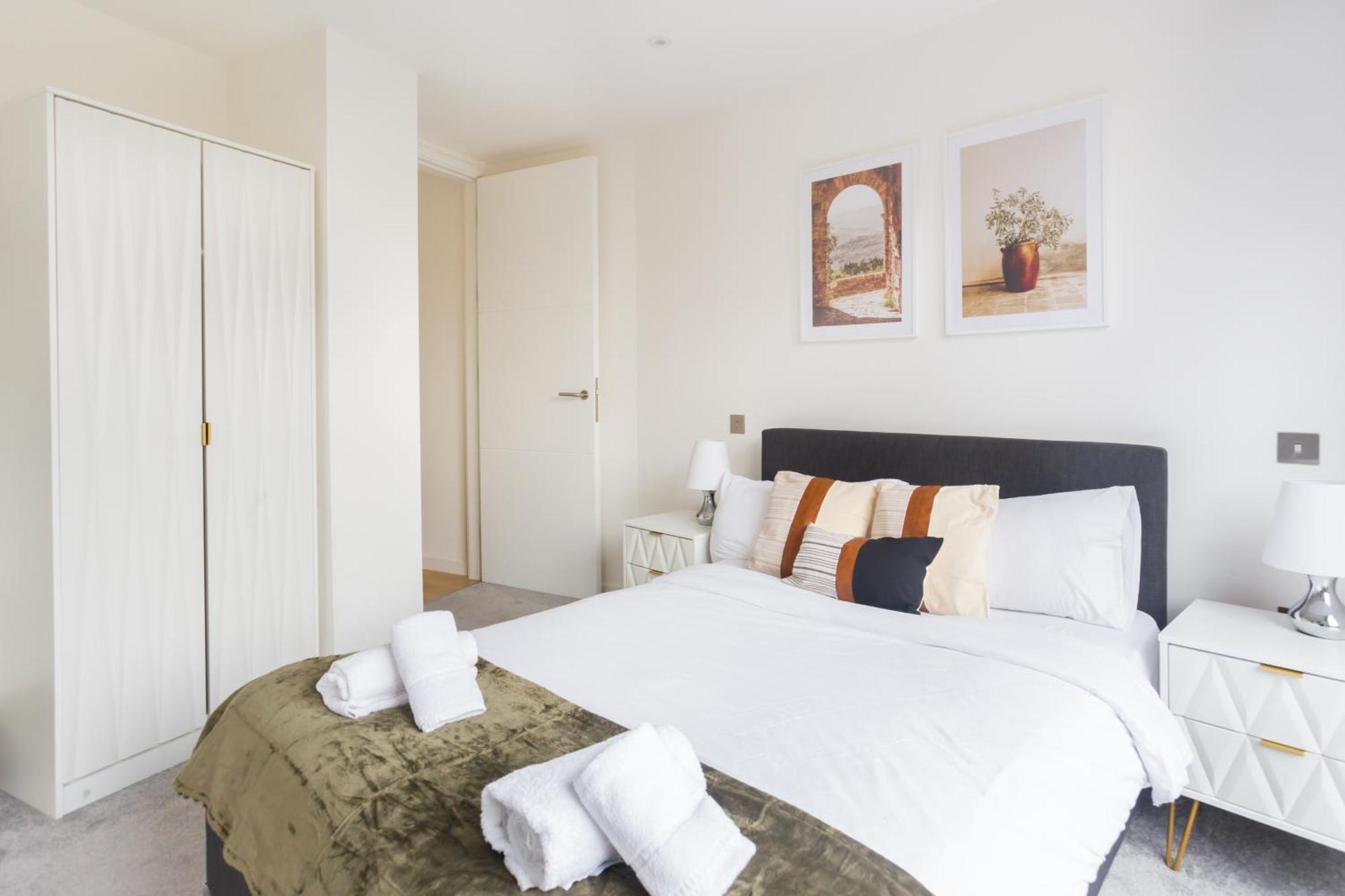 The Vale - Luxury Apartments ロンドン エクステリア 写真