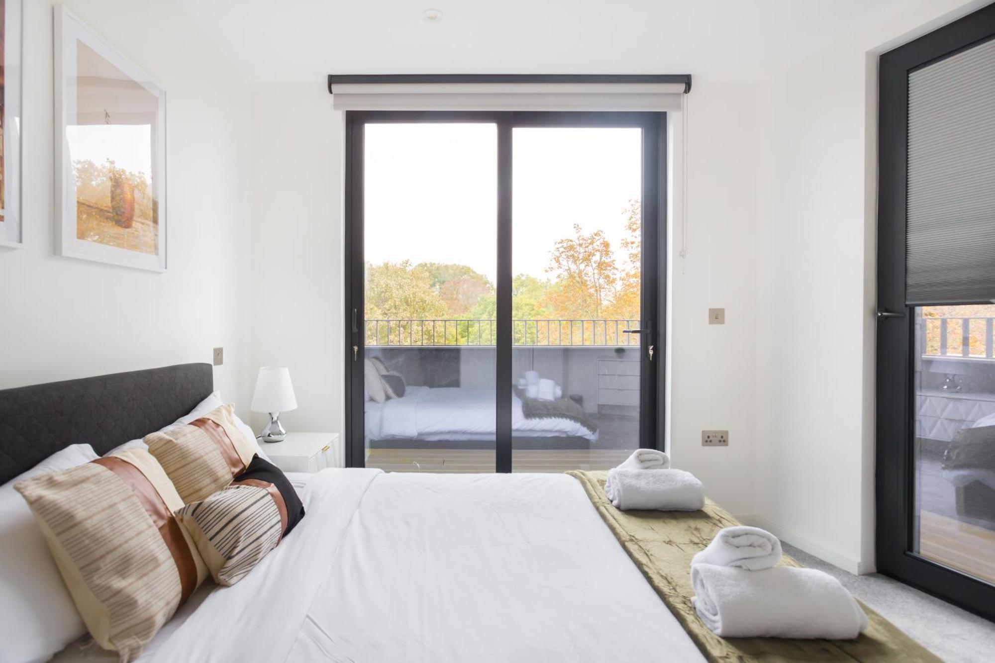 The Vale - Luxury Apartments ロンドン エクステリア 写真