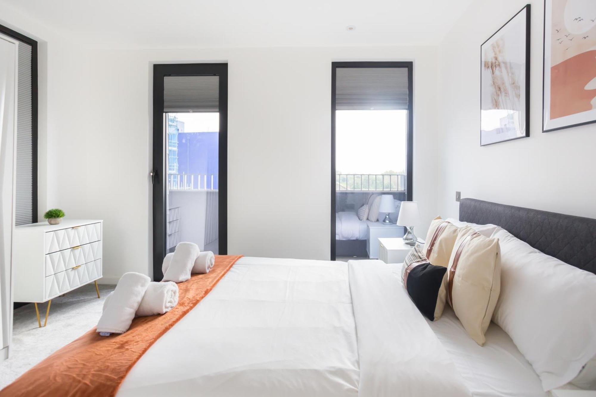 The Vale - Luxury Apartments ロンドン エクステリア 写真